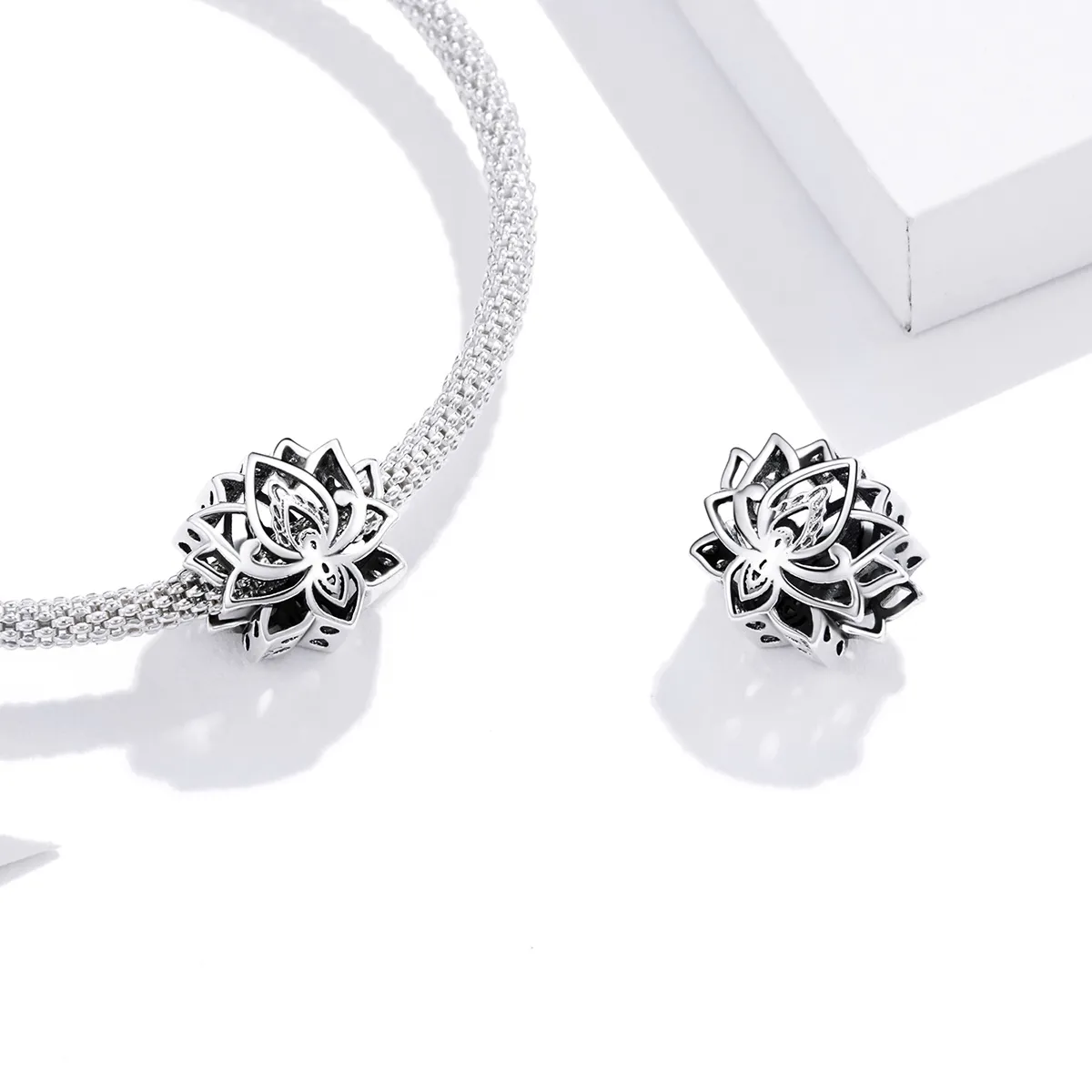Pandora-Style-Silver-Blooming-Lotus-Charm-Scc1724_3