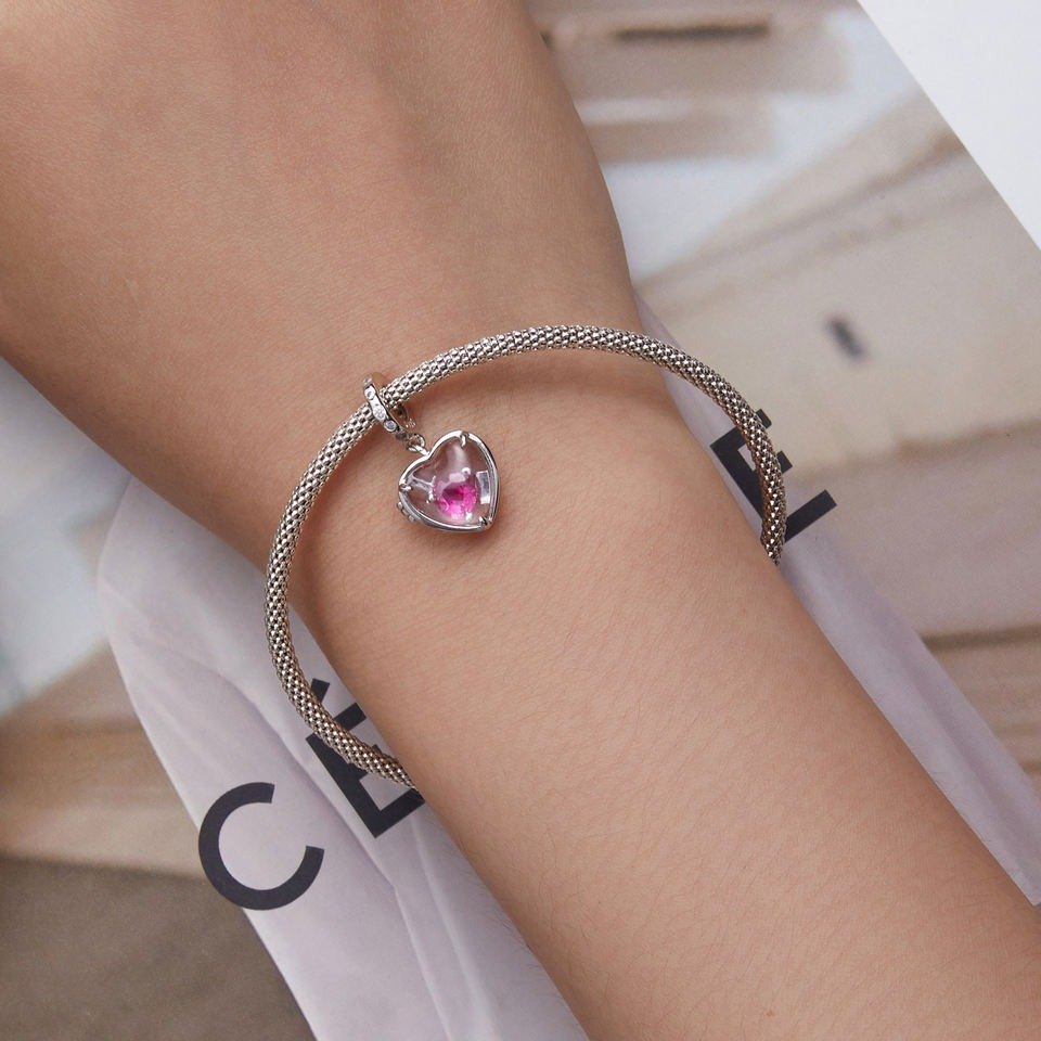 Hf20c80eb104349cfa50101e43187675